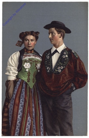 ak170774 Mädchen und Bursche aus Unterwalden