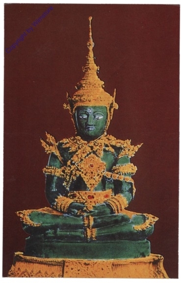 ak170786 Emerald Buddha