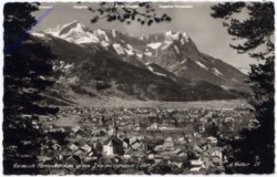 Garmisch Partenkirchen, gegen Zugspitzgruppe