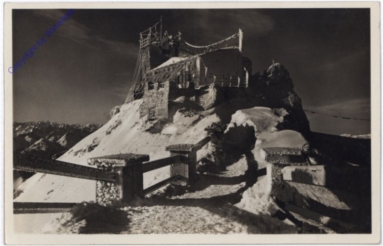 ak174100 Münchener Haus, Blick von der Gipfelstation der Bayrischen Zugspitzenbahn