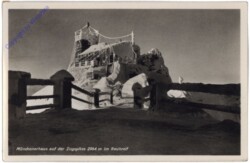Münchener Haus, auf der Zugspitze im Rauhreif