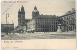 München, Odeonsplatz mit Theatinerkirche