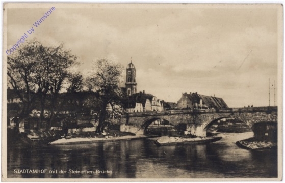 Stadtamhof, mit der Steinernen-Brücke