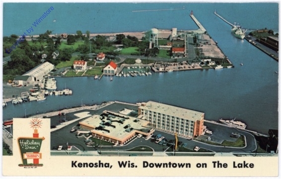 Wisconsin: Kenosha, Downtown on The Lake