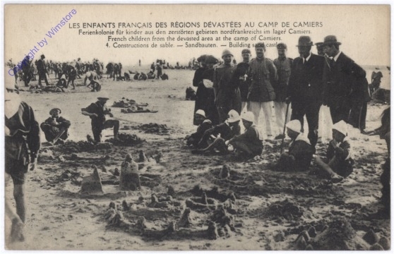 ak176134 Les Enfants Francais de Regions Devastees au Camp de Camiers