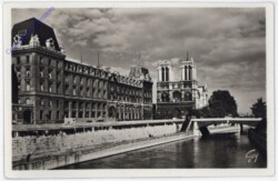 ak176193 Paris, La Prefecture et Notre-Dame