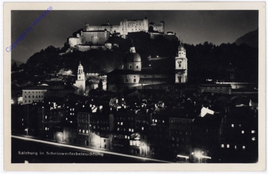 Salzburg, in Scheinwerferbeleuchtung