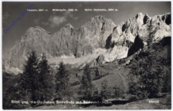 Dachstein, Blick gegen die Dachstein Südwände mit Südwand-Hütte