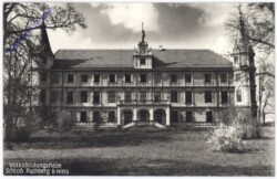 Puchberg, Volksbildungsheim Schloß Puchberg bei Wels