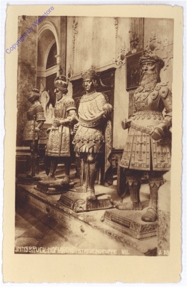 Innsbruck, Hofkirche, Statuen-Gruppe VII