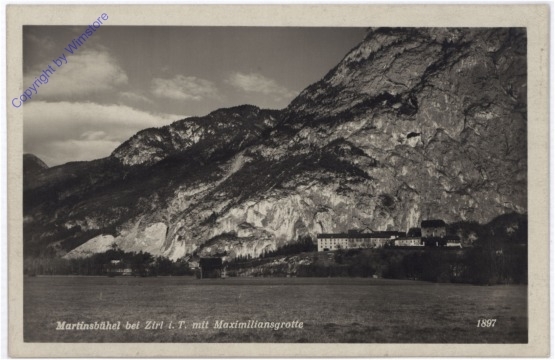 Zirl, Martinsbühel mit Maximiliangrotte