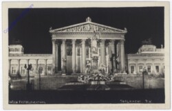 ak178527 Wien 1, Parlament Festbeleuchtung