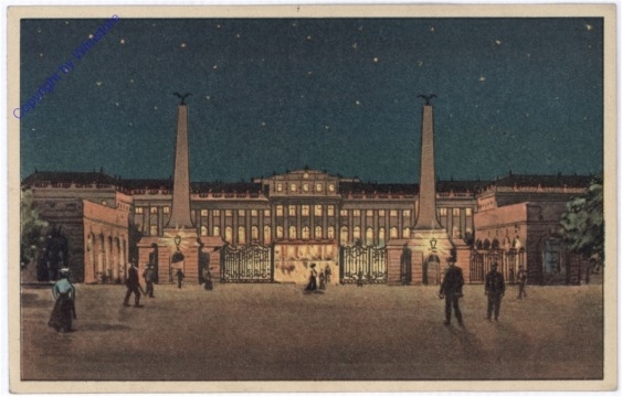 ak178723 Wien 13, Schönbrunn, K.k. Lustschloss beleuchtet