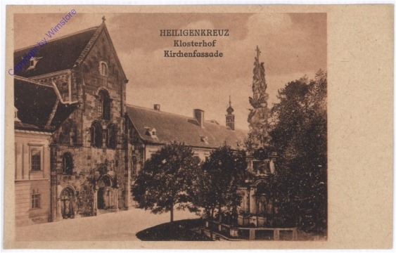 Heiligenkreuz, Stift, Klosterhof, Kirchenfassade