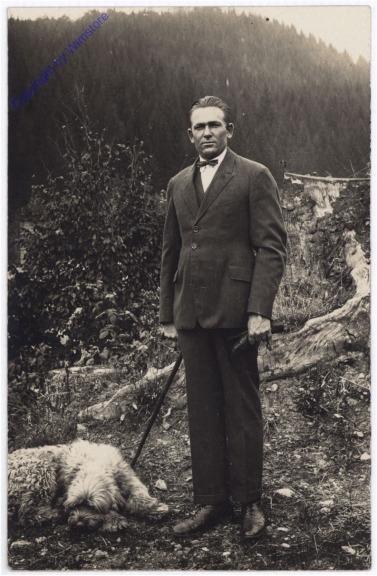 Mann mit Hund