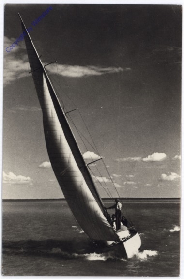 Balatonrol, Segelboot