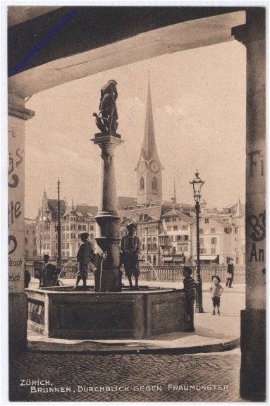 Zürich, Brunnen, Durchblick gegen Fraumünster