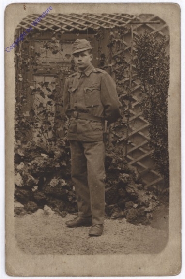 ak182142 Soldatenportrait