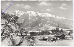 ak182483 Verschneites Dorf