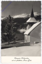 Verschneite Kirche