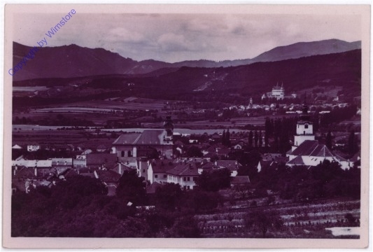 ak184012 Prievidza, Schloss Bojnice im Hintergrund