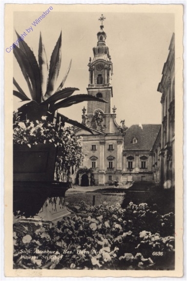 Altenburg bei Horn, Stift, Stiftshof