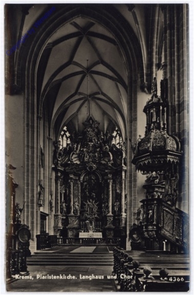 Krems, Piaristenkirche, Langhaus und Chor
