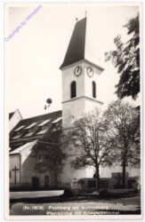 Puchberg, Pfarrkirche mit Kriegerdenkmal