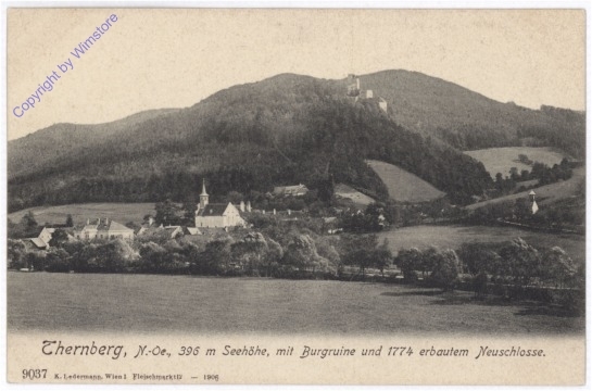 Thernberg, mit Burgruine und 1774 erbautem Neuschlosse