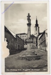 Wölbling, Hauptplatz mit Pranger