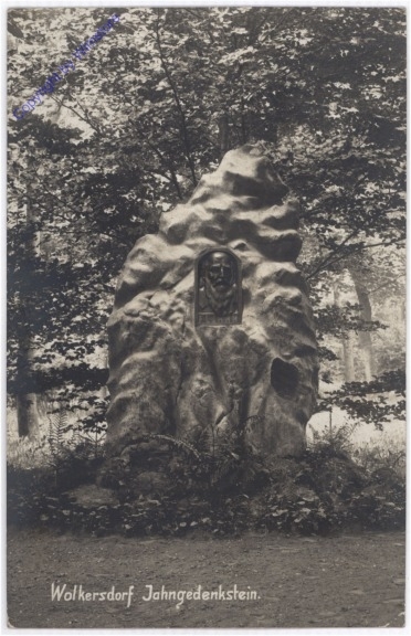 ak186734 Wolkersdorf, Jahngedenkstein