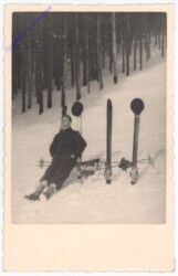ak187059 Skifahrerin