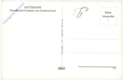 Rotterdam, Standbeeld Erasmus met Erasmus huis