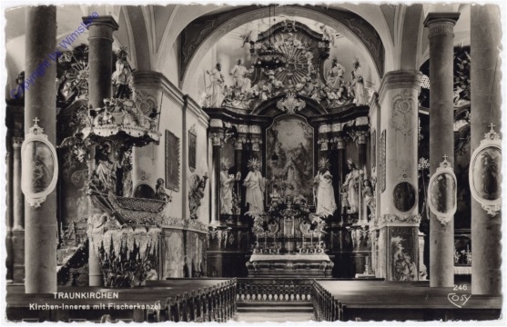 Traunkirchen, Kircheninneres mit Fischerkanzel