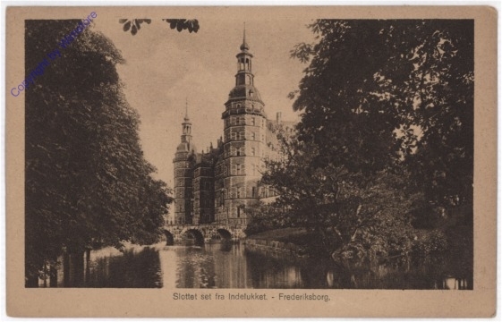 Frederiksborg, Slottet set fra Indelukket
