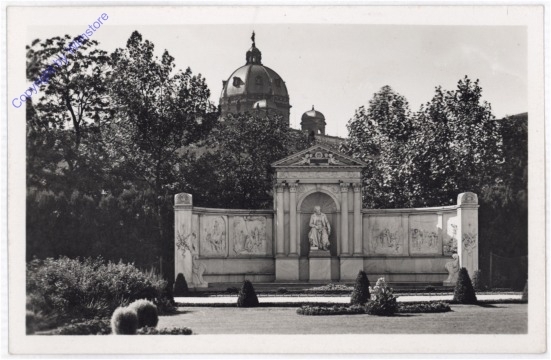 Wien 1, Grillparzer-Denkmal
