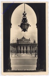 Wien 1, Rathaus, Blick vom Rathaus auf Burgtheater
