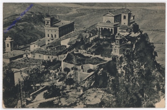 ak192989 San Marino, Basilica e Palazzo del Governo