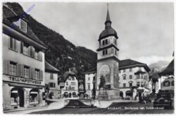 ak193154 Altdorf, Dorfplatz mit Telldenkmal