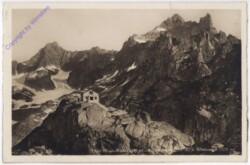 Albert Heim-Hütte, mit Gletscherhorn