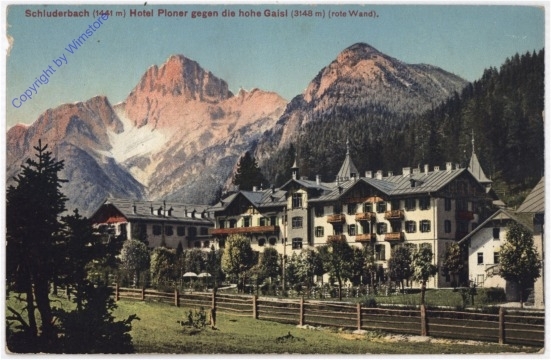 Schluderbach, Hotel Ploner gegen die hohe Gaisl
