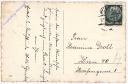 ak195010a Kind bei Geschenketisch