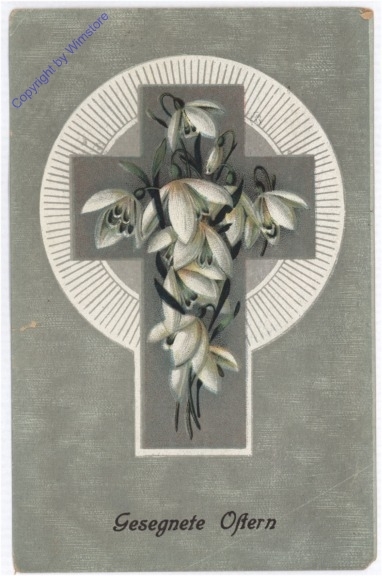 Schneeglöckchen im Kreuz