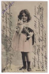 Mädchen mit Katze