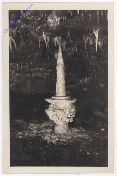 ak196369 Sloupske jeskyne - svicen