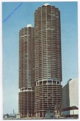 ak196888 Illinois: Chicago, Marina City