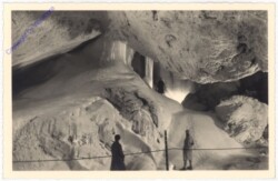 Werfen, Eisriesenwelt, Götterburg Asenheim im Rauhreifschmuck