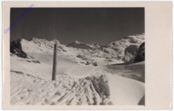 ak198274 Wegweiser im Schnee