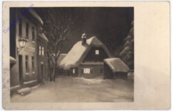 ak198373 Verschneites Dorf