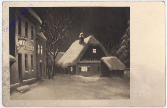 Verschneites Dorf